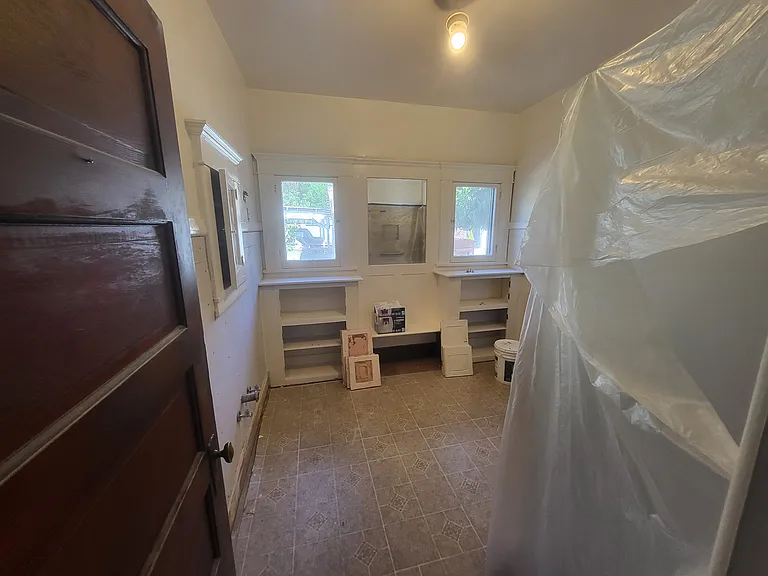4426 Homer St — Photo 8