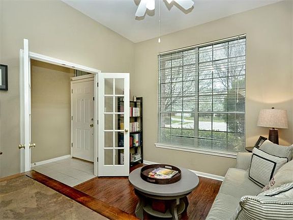 4th image of 1501 Campanula Ct