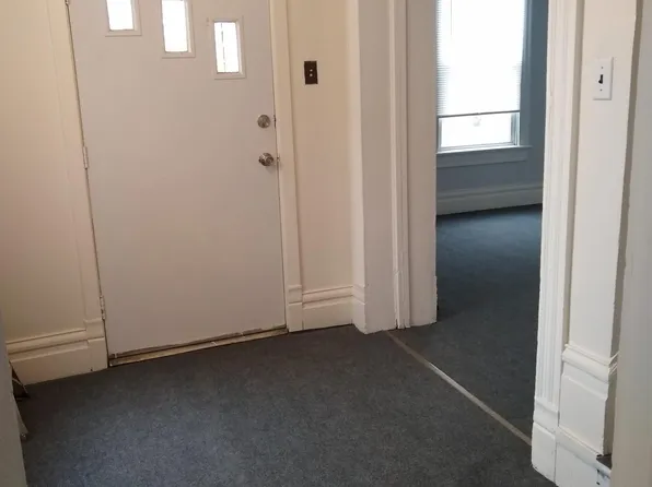 411 N Mercer St, New Castle, PA 16101