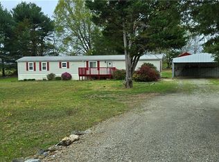 223 Pond Trl, Reidsville, NC 27320