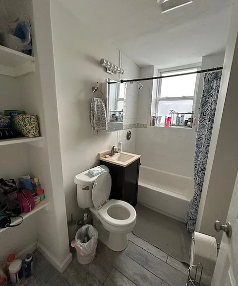 220 Hanover St #10 — Photo 9
