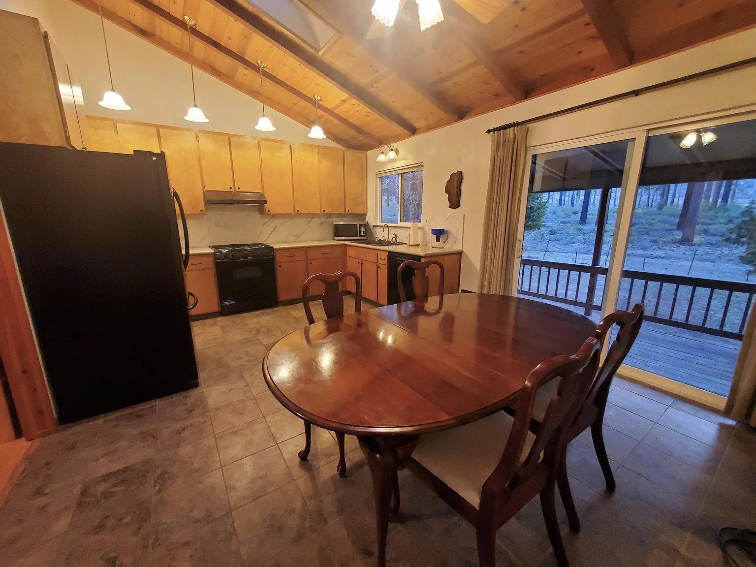 2 bed, 936 sqft, $2,900 — Photo 3