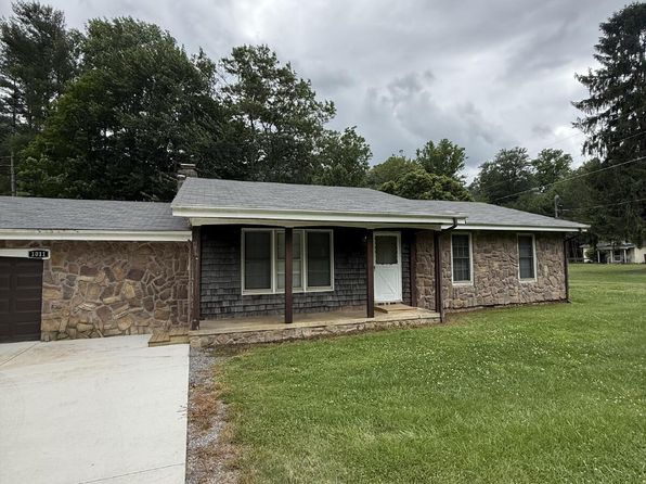 1011 Moody Farm Rd