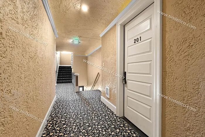 2076 NW Johnson St #201 — Photo 5