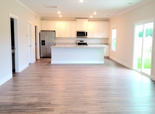 206 Sweet Violet Dr, Youngsville, NC 27596