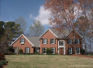 8700 Lake Glen Ct, Johns Creek, GA 30022