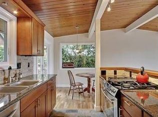 23620 74th Ave W, Edmonds, WA 98026