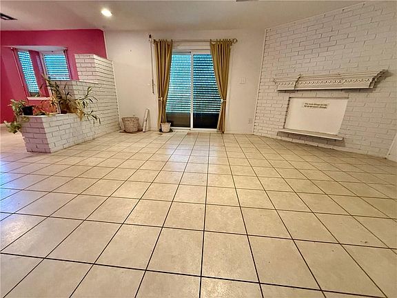 3rd image of 7141 Neptune Ct