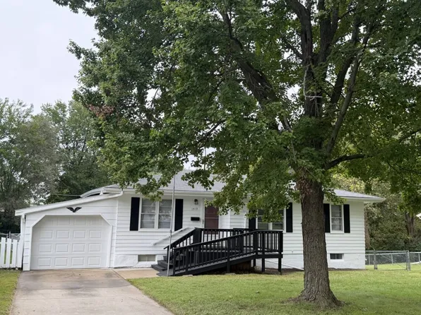 1312 Burnam Rd, Chillicothe, MO 64601