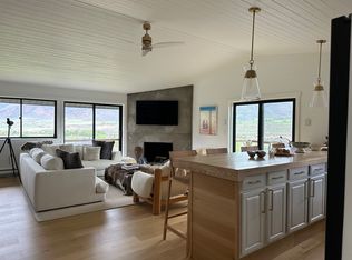 652 Upper Ranch Rd, Aspen, CO 81611