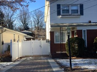 29 Minna St, Staten Island, NY 10304