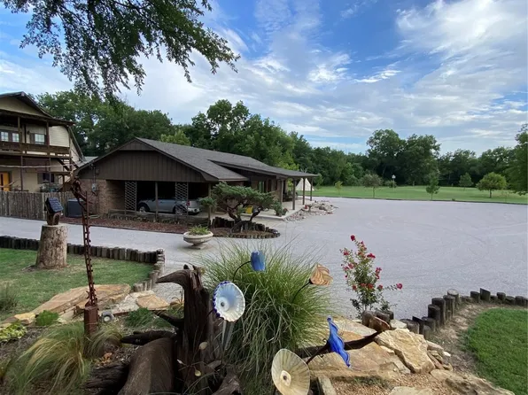 2452 Dogwood Rd, Ardmore, OK 73401