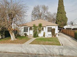 1902 Dracena St, Bakersfield, CA 93304
