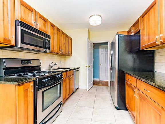 4th image of 3530 Henry Hudson Pkwy APT 4C