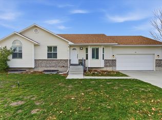 88 S Orchard Ln E, Grantsville, UT 84029