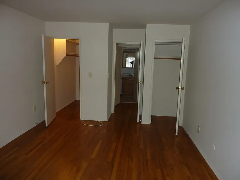 14 Walden Pl — Photo 7