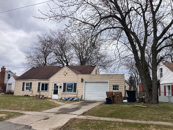 2nd image of 51 Chardon Dr