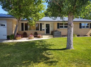 842 Apache St, Cheyenne, WY 82009