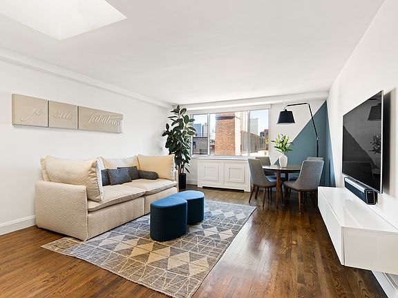 2nd image of 447 W 45th St APT 7E
