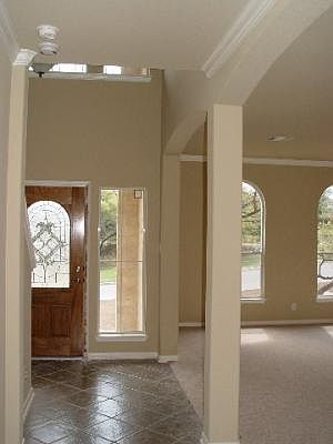 4th image of 10127 Winton Park