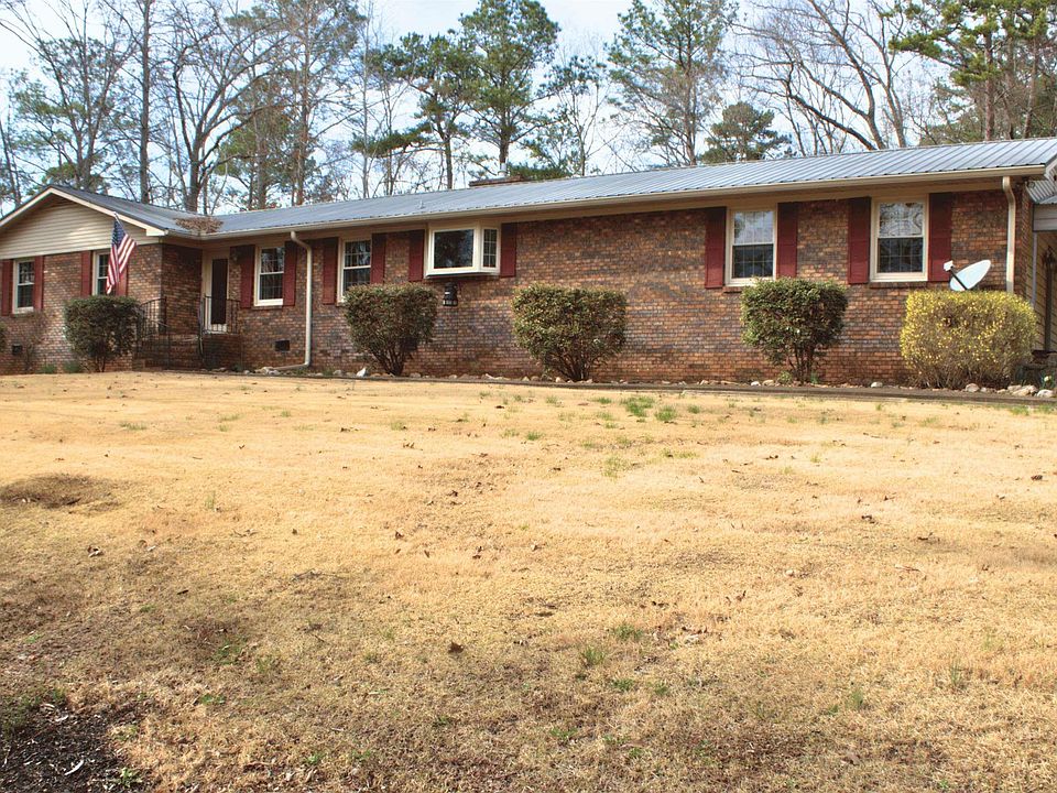 1st image of 55 Benton Rd