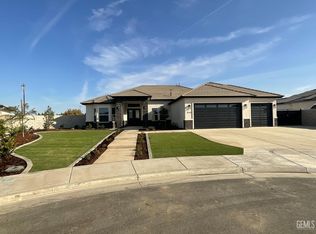 16746 Starview Ct, Bakersfield, CA 93314