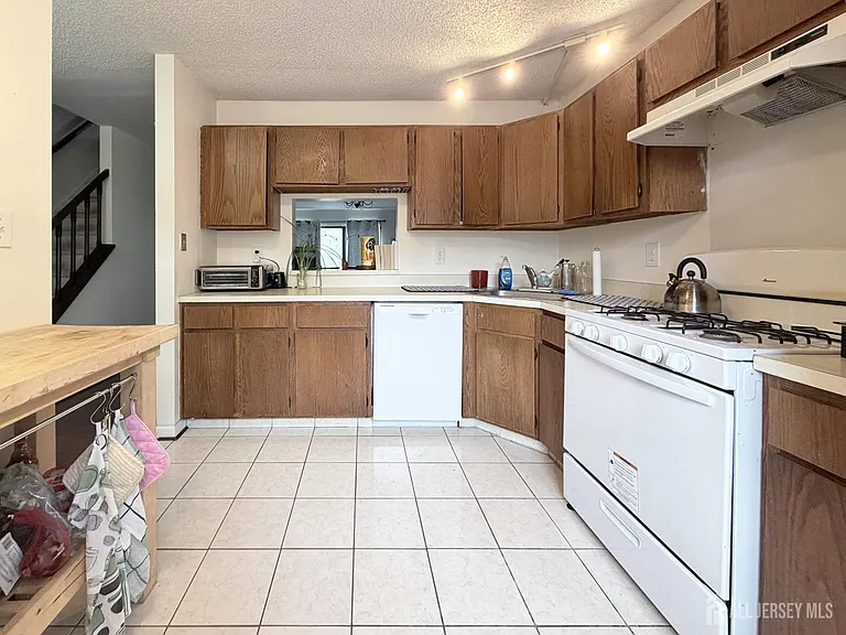 149 Abbot Ct — Photo 6