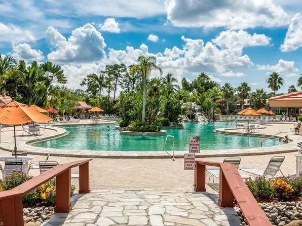 2385 Hidden Lake Dr #10, Naples, FL 34112