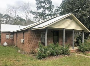 3637 Highway 2, Graceville, FL 32440