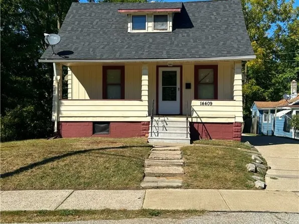 14409 Elm St, Maple Heights, OH 44137