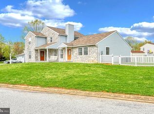 6 Cypress Point Rd, Felton, PA 17322