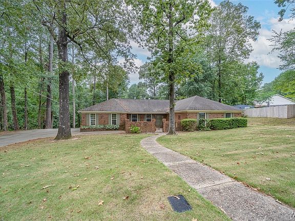 2nd image of 1201 Vestavia Cir