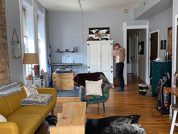 5th image of 808-810 W Armitage Ave #2W