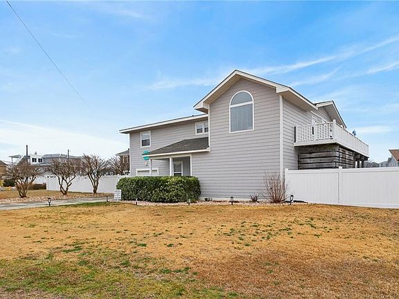 3rd image of 2912 Sand Bend Rd