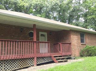 5 Oakside Dr, Collinsville, IL 62234