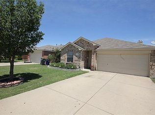 2003 Gardenia Dr, Forney, TX 75126