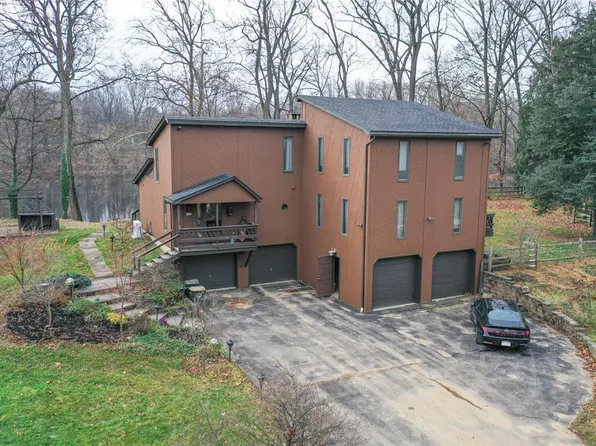 4353 1st Ter, Bangor, PA 18013