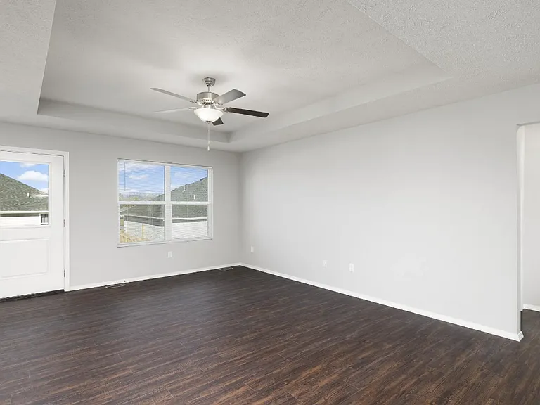 1105 Abbey St — Photo 7