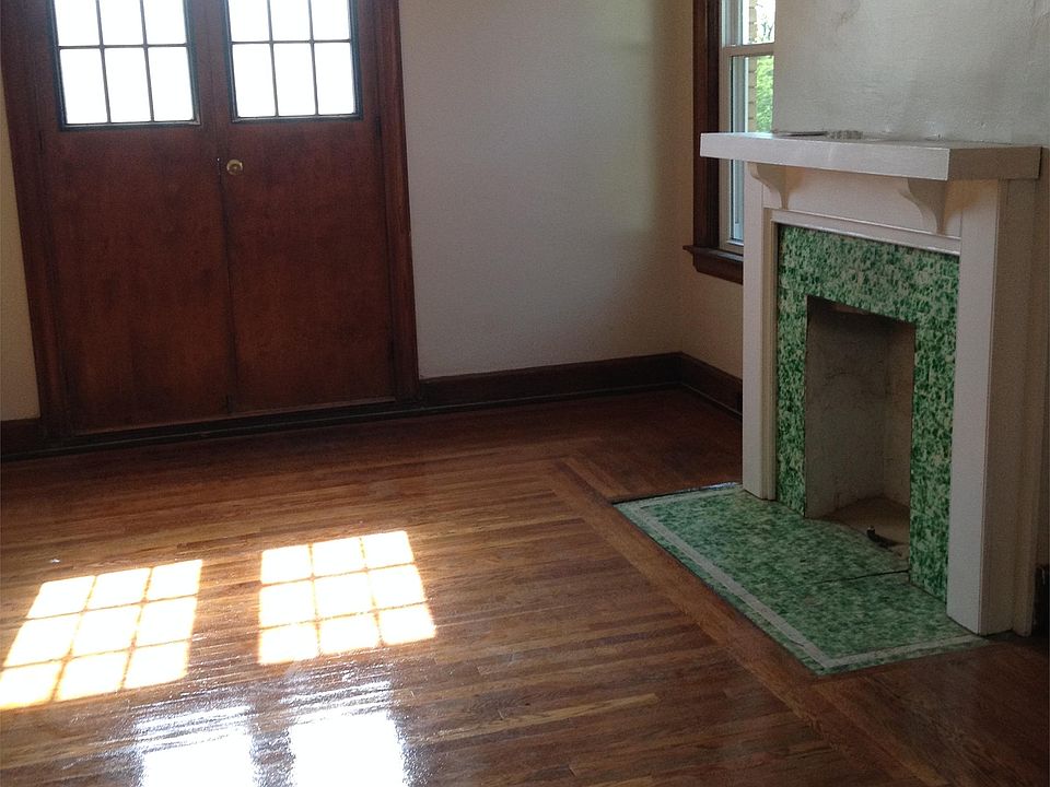 1st image of 931 Suire Ave #2