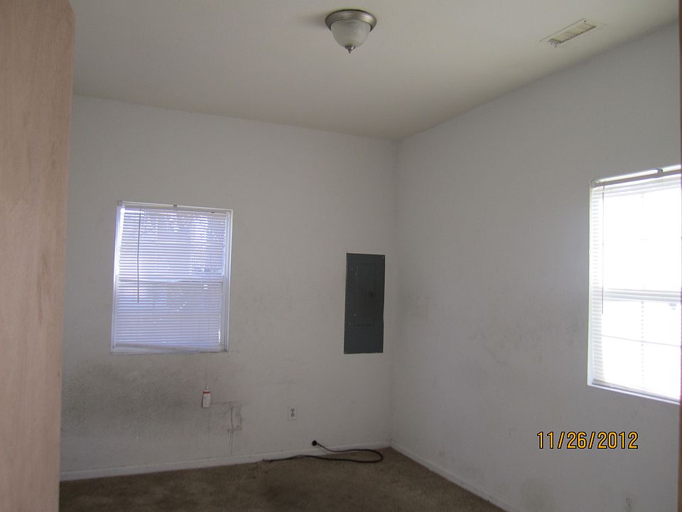 1st image of 3204 Killian Ave