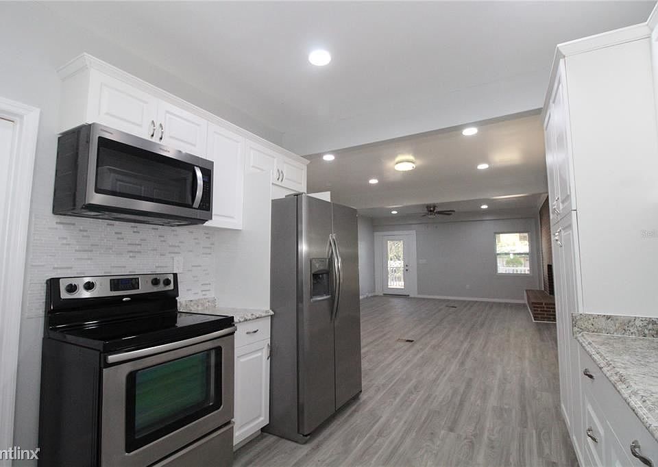 1st image of 638R Palmetto St