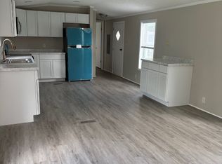 1500 Main St #36, Fairmount, IN 46928