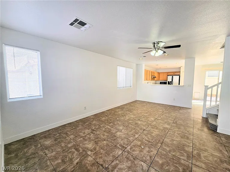 7858 Warwickshire Way — Photo 5