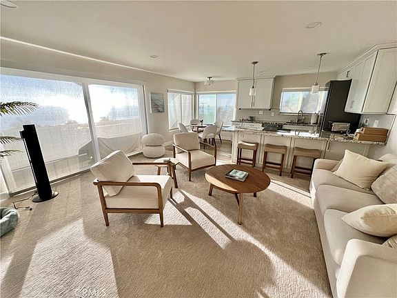 2nd image of 240 Moss St APT 15