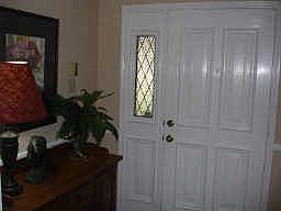 3rd image of 905 Springleaf Ln