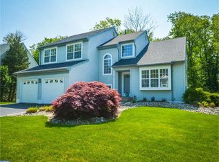 10 Amaryllis Ln, Newtown, PA