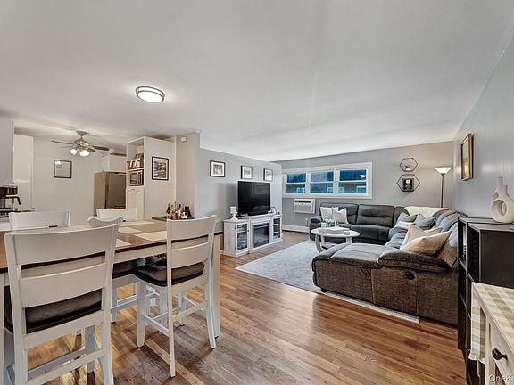 5th image of 14 Ivy Street #1A