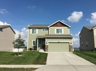 8707 S 66th Ave, Papillion, NE 68133
