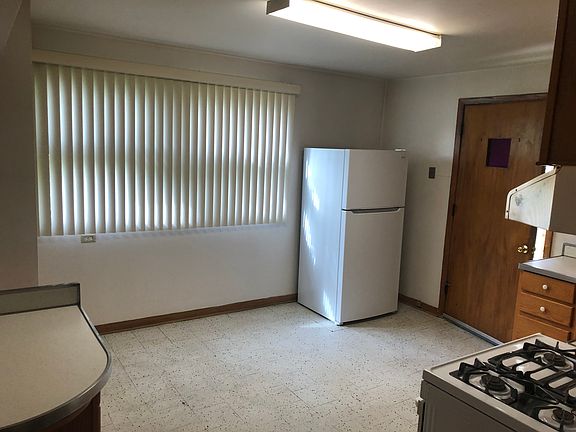 5th image of 2431 N 76th Ct #1