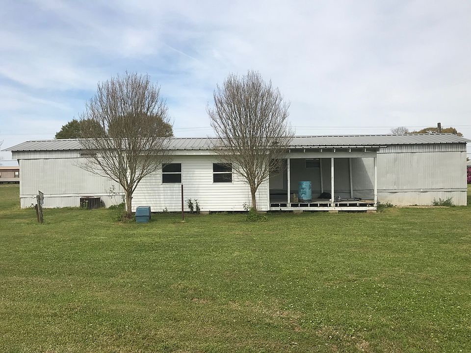 2nd image of 3188 Highway 457
